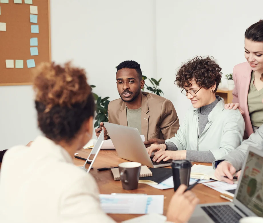 Teamcoaching Wie Coaching zur Verbesserung der Teamdynamik beitragen kann