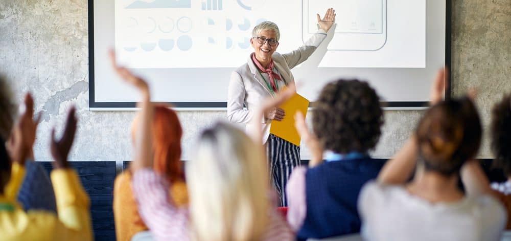 fuehrungskraeftecoach-werden-frauen-fuehrungspositionen