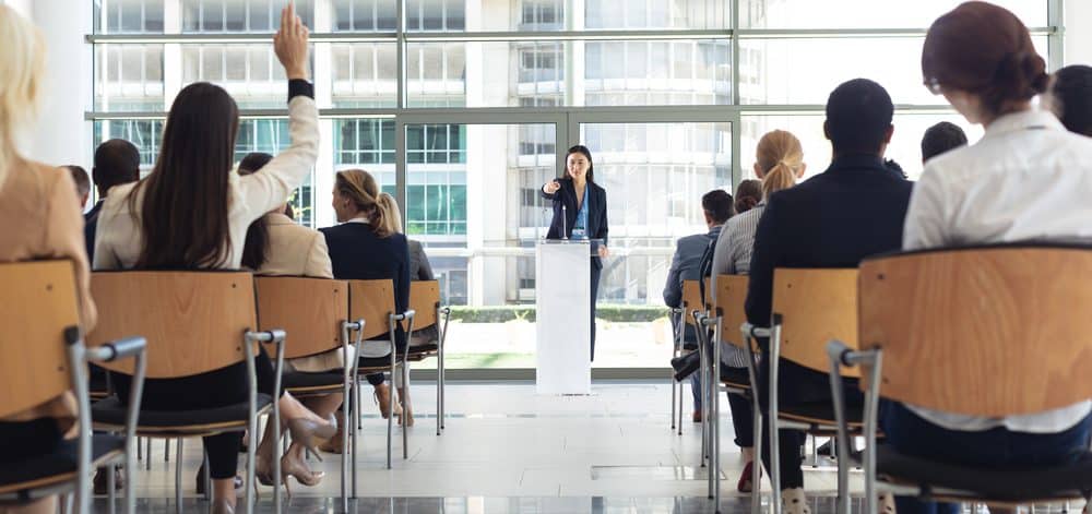 teamcoaching-lehrer-professoren-zusammenarbeit